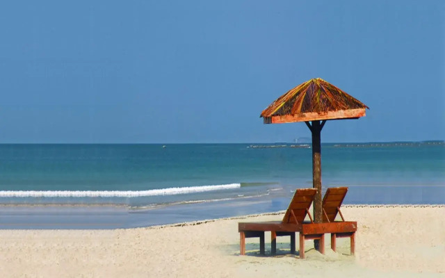 Central Hotel Ngwe Saung
