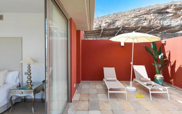 Villa Los Dragos 4 Salobre by VillaGranCanaria