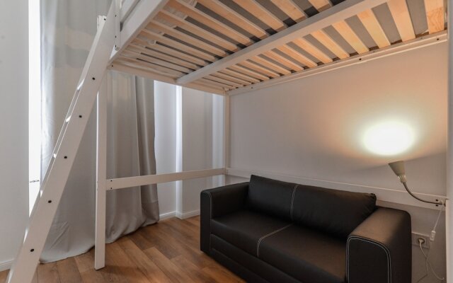 FM Deluxe 2-BDR Apartment - LOVEly