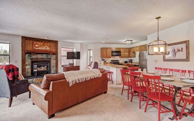 Tyra Summit A2F - 2 Br Condo