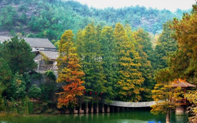 Wolong Riverside Manor – Outside – Jinhua