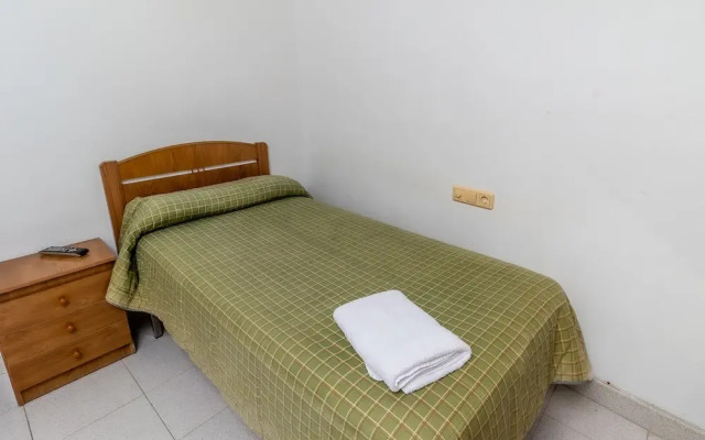 Hostal Restaurante La Buena Villa by Vivere Stays