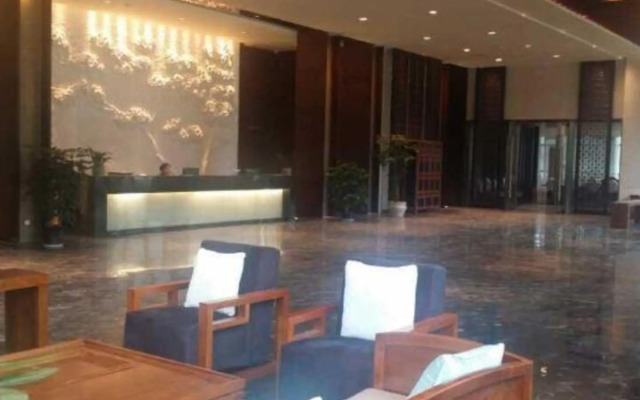 Jinfoshan Liangjiang Holiday Hotel