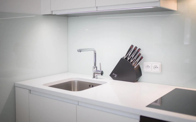 Letna luxury apartment