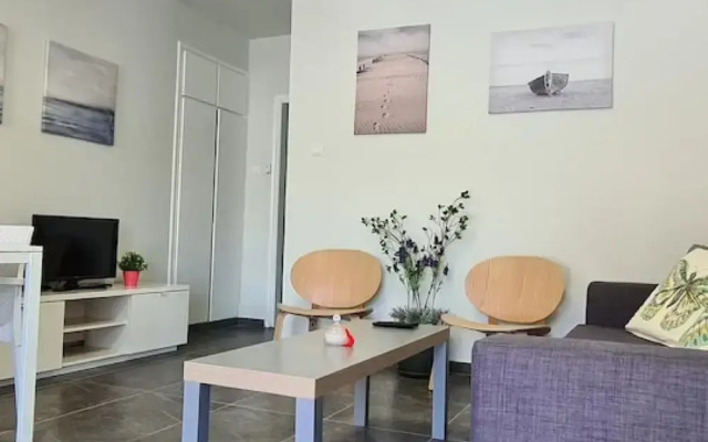 14 AN - 114 Nissi Twins Apartment