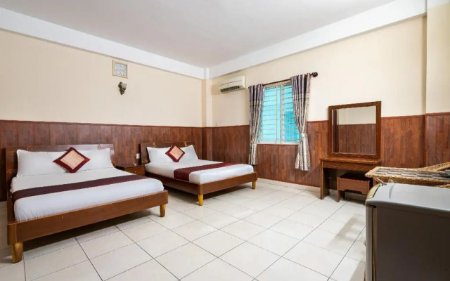 Nam Phuong Hoang Hau Hotel