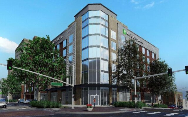 Holiday Inn Express And Suites Lincoln Downtown , An Ihg Hotel
