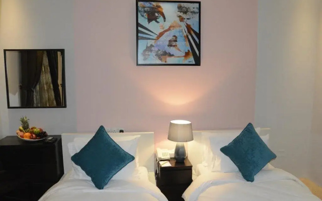Safari House Hotel