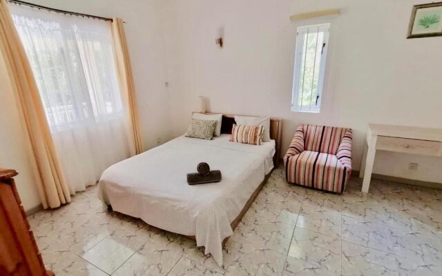 Le Palmier - 4 bedrooms BeachFront villa - Gated Complex