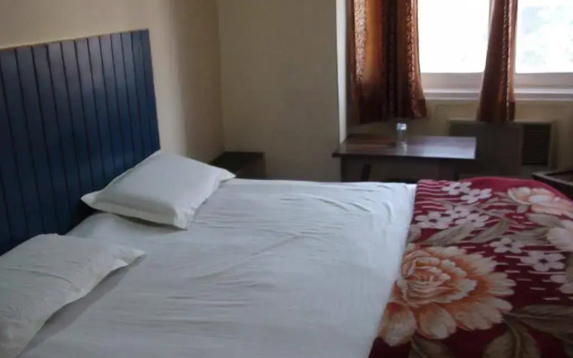 Hotel Rising Sun