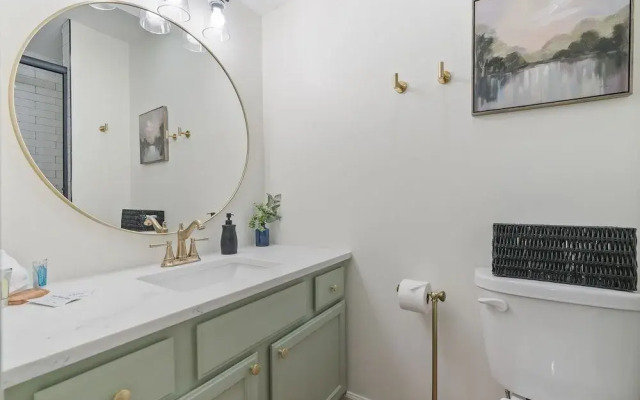 Midnight Oasis - Nestled Among Nature of the Ozarks!