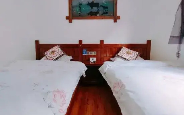 Qingfeng Xiaozhu Homestay (Zhangjiajie Wulingyuan Mark Store)