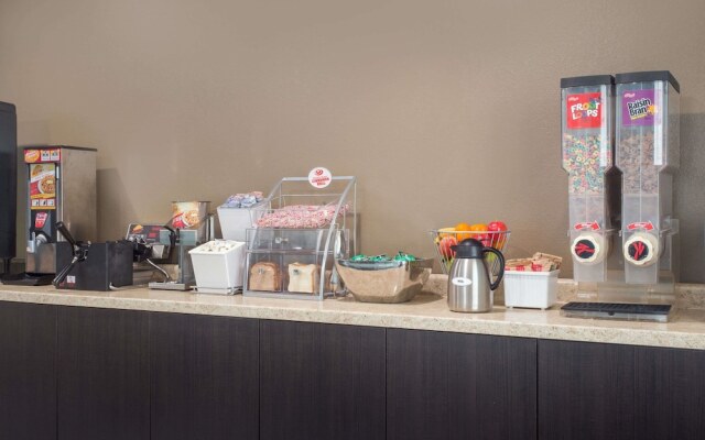 Knights Inn Eau Claire