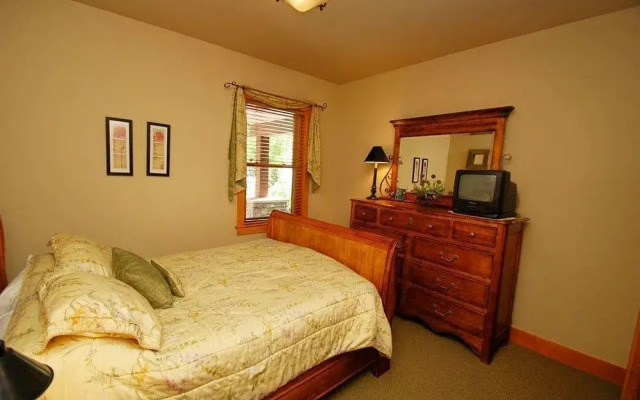 River Run Village - by Key to the Rockies