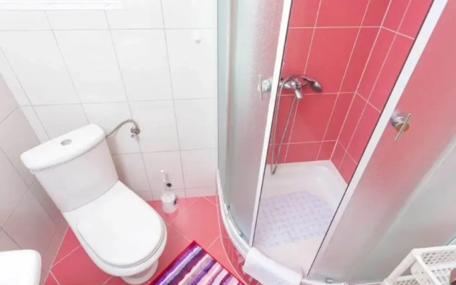 Gorgeous Villa in Tučepi with Private Swimming Pool