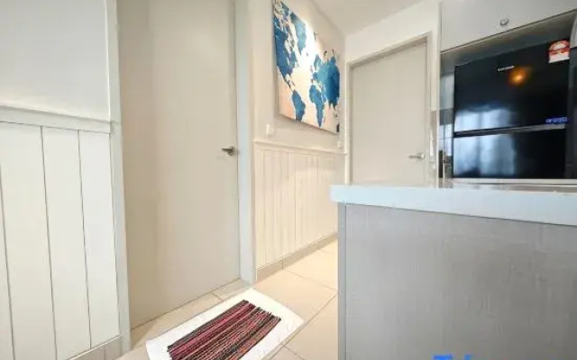 TRION The 108 Family Suite Pool & City view