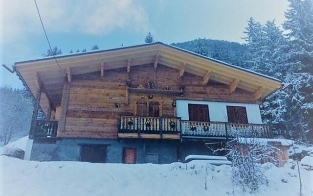 Chalet Arêches-Beaufort, 5 pièces, 14 personnes - FR-1-342-239