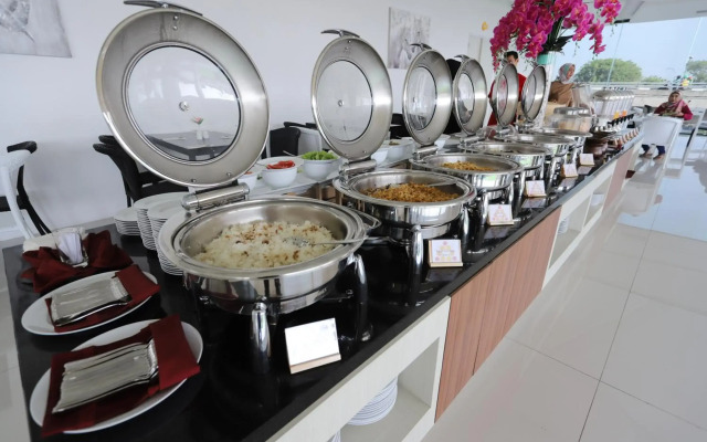 The Azana Hotel Airport Semarang
