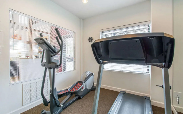 Quality Inn Daytona Speedway I-95