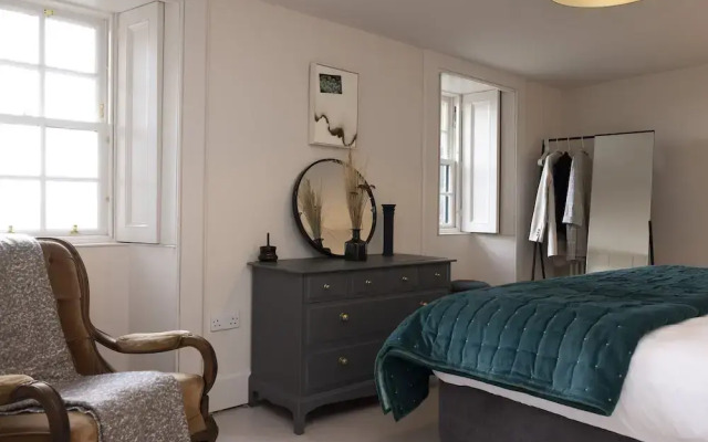 JOIVY Observatory Apartment