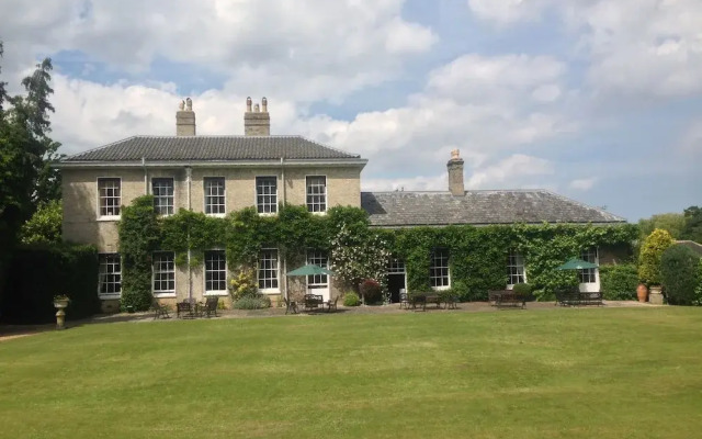 Caistor Hall Hotel
