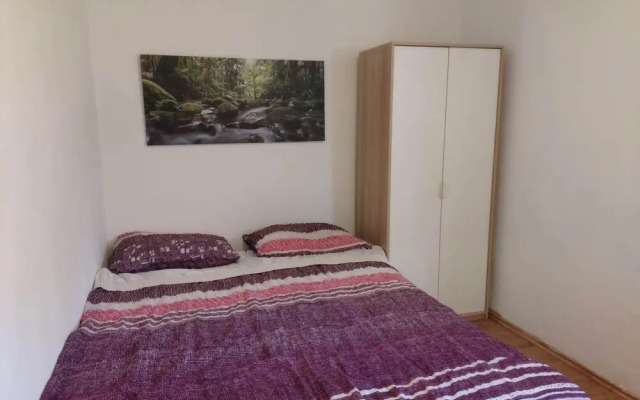 Ul. Dinka Trinajstića 10