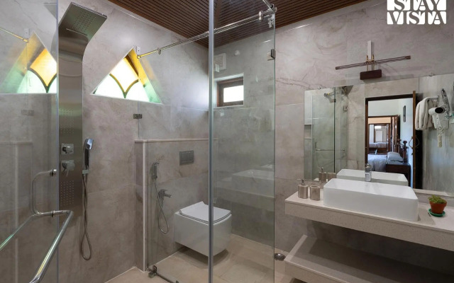 StayVista at Greenwood Bungalow