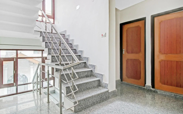 OYO 84775 Hotel Grand Sultan