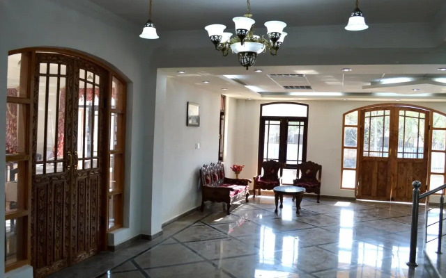 The Grand Plaza