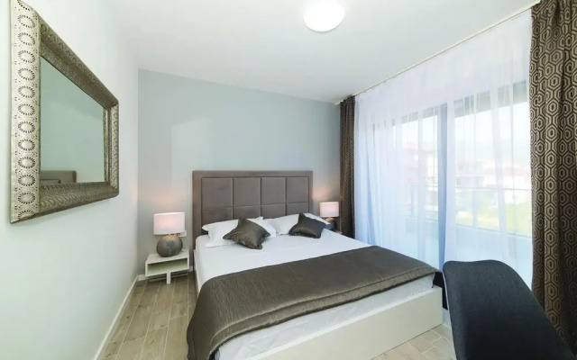 Amazing Home in Kastel Novi With Wifi and 8 Bedrooms