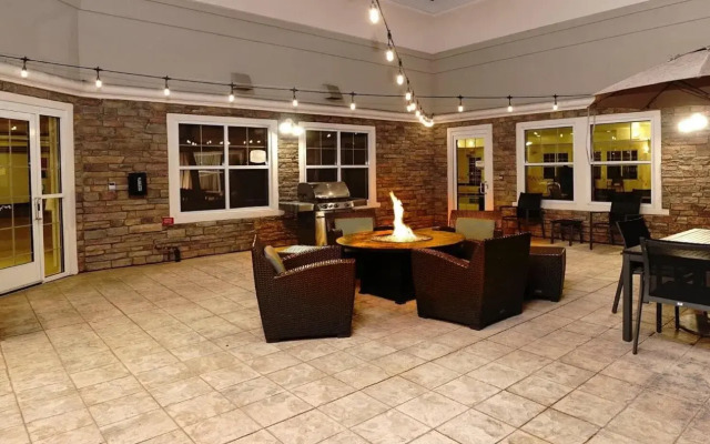 Residence Inn by Marriott Corona Riverside