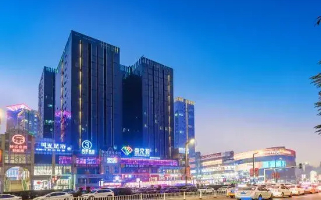 Lavande Hotel Luzhou Jiale Century City