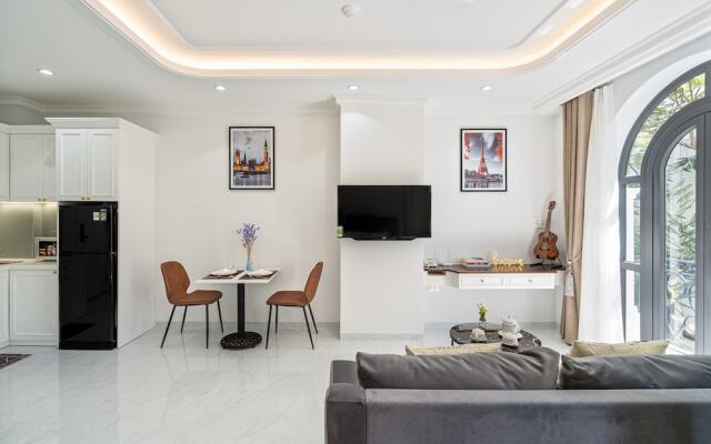 The Royal Homies - Phu My Hung