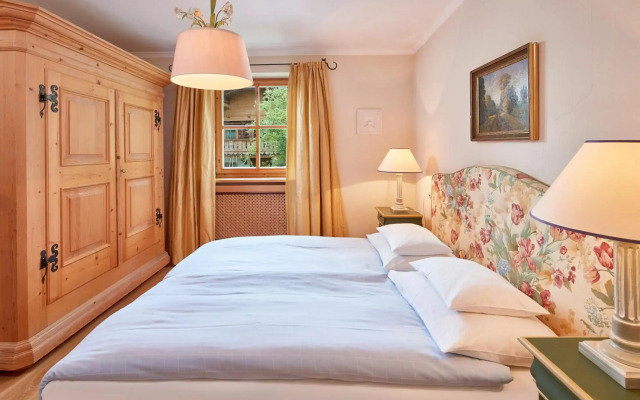 Landsitz Römerhof - Hotel Apartments