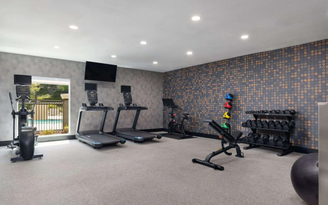 La Quinta Inn & Suites by Wyndham Santa Clarita - Valencia