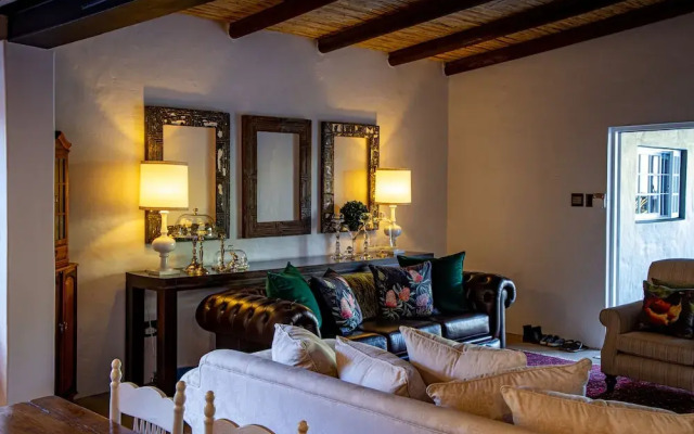 Oak Falls Accommodation