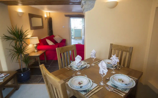 Withy Cottages