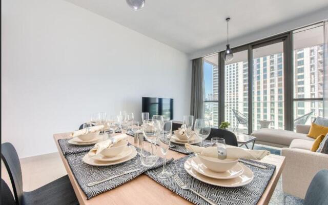 Downtown Views 1 - 1608- DT