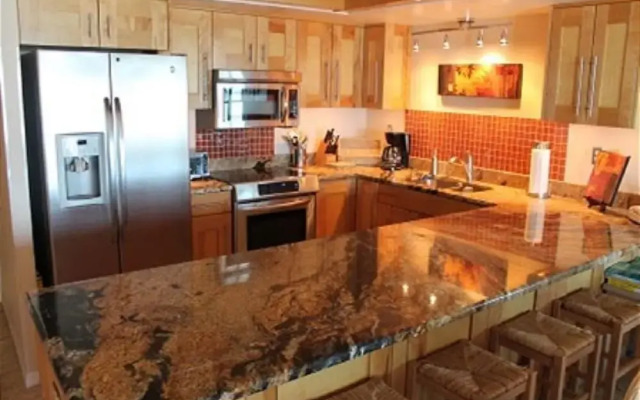 3 Bedroom Oceanfront Luxury Condo - Sand Dollar Iii, 404