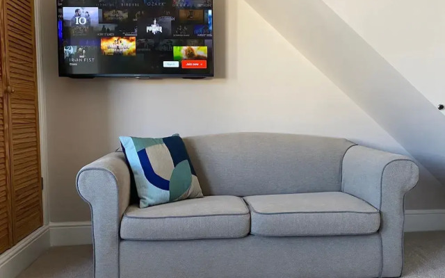 Lovely Seaside Apartment in Central Eastbourne
