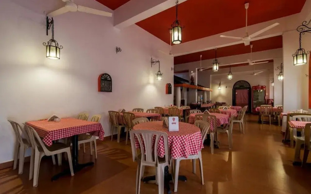 OYO 10241 Hotel Mayfair 2