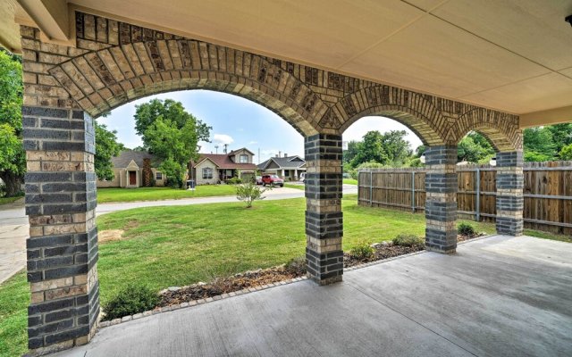 Oklahoma City Home w/ Yard - 5 Mi to Downtown!