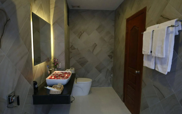 Holy Angkor Hotel