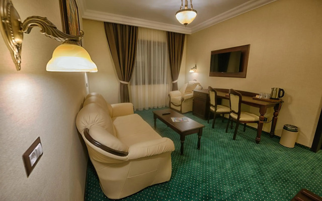 Magus Hotel