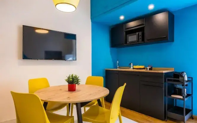 Cirillo Sunshine Nook by Napoliapartments