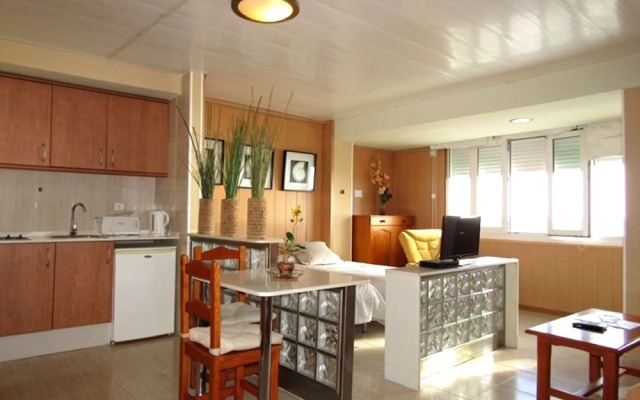 Carihuela Beach Apartments