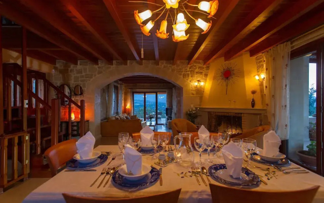 Villa Petramithia 10