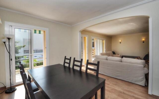 Big Apartment Caprabo