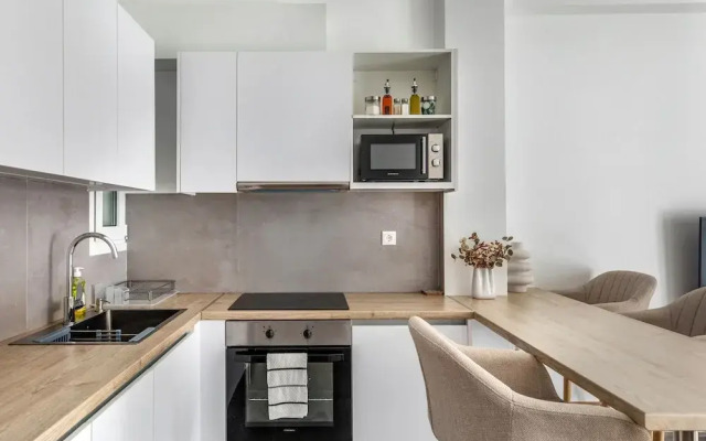 Selesta - 2 Bedroom Apartment in Athens