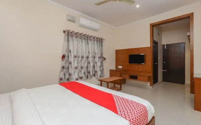 Oyo 24264 Monisha Residency